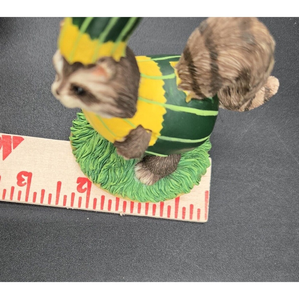 Charming Tails REGINALD'S GOURD COSTUME Raccoon Figurine Signed DEAN GRIFF - Picture 11 of 12